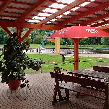 Waldhaus Halvor * Zichtau